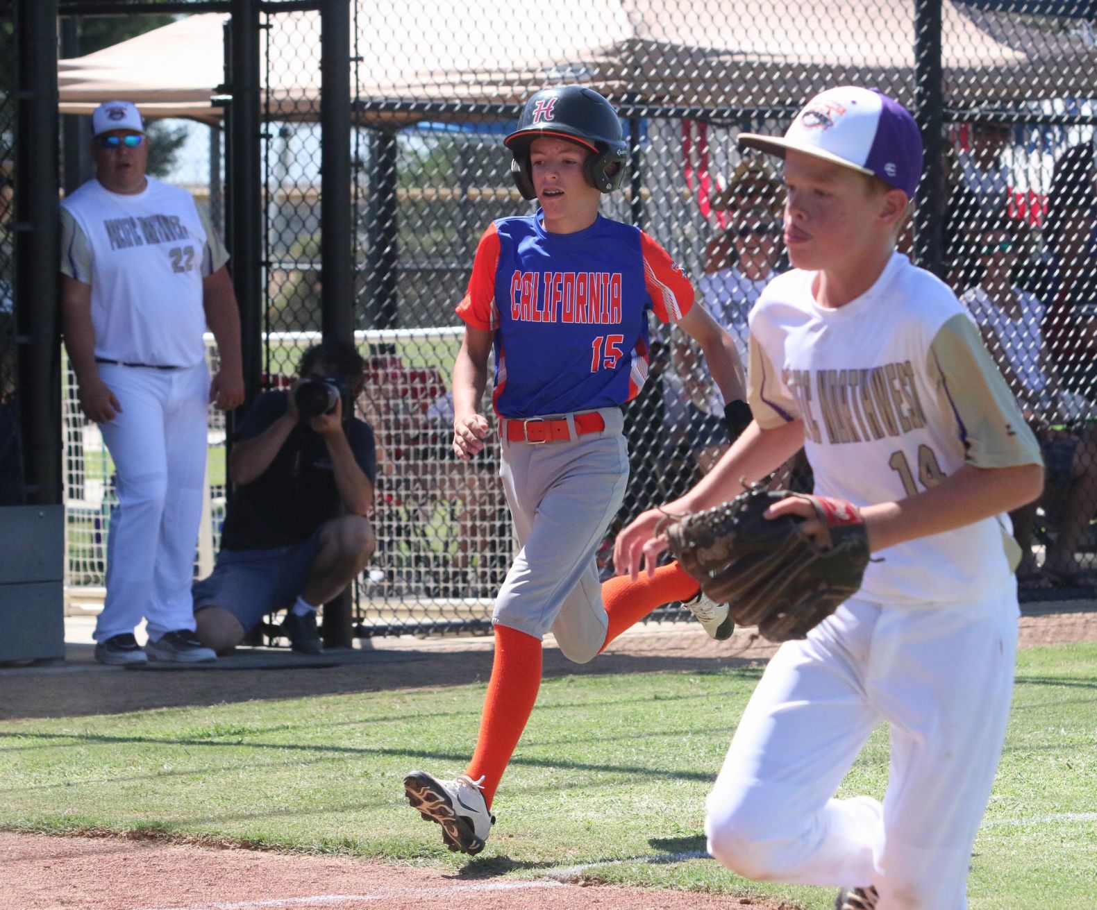 Contagious hitting, errors lifts Central California in World Series opener
